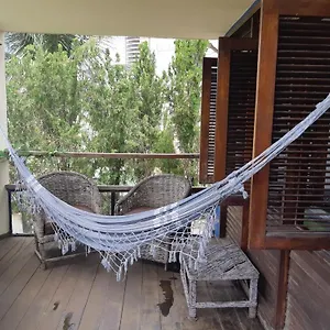  Hostel Happy Paradise
